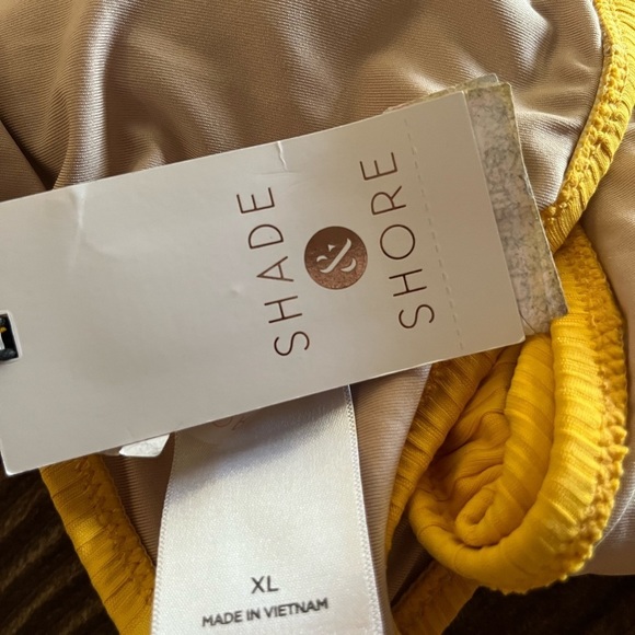 WOMEN'S Ribbed Keyhole Bralette Bikini Top - Shade & Shore yellow adjust straps - Picture 5 of 6